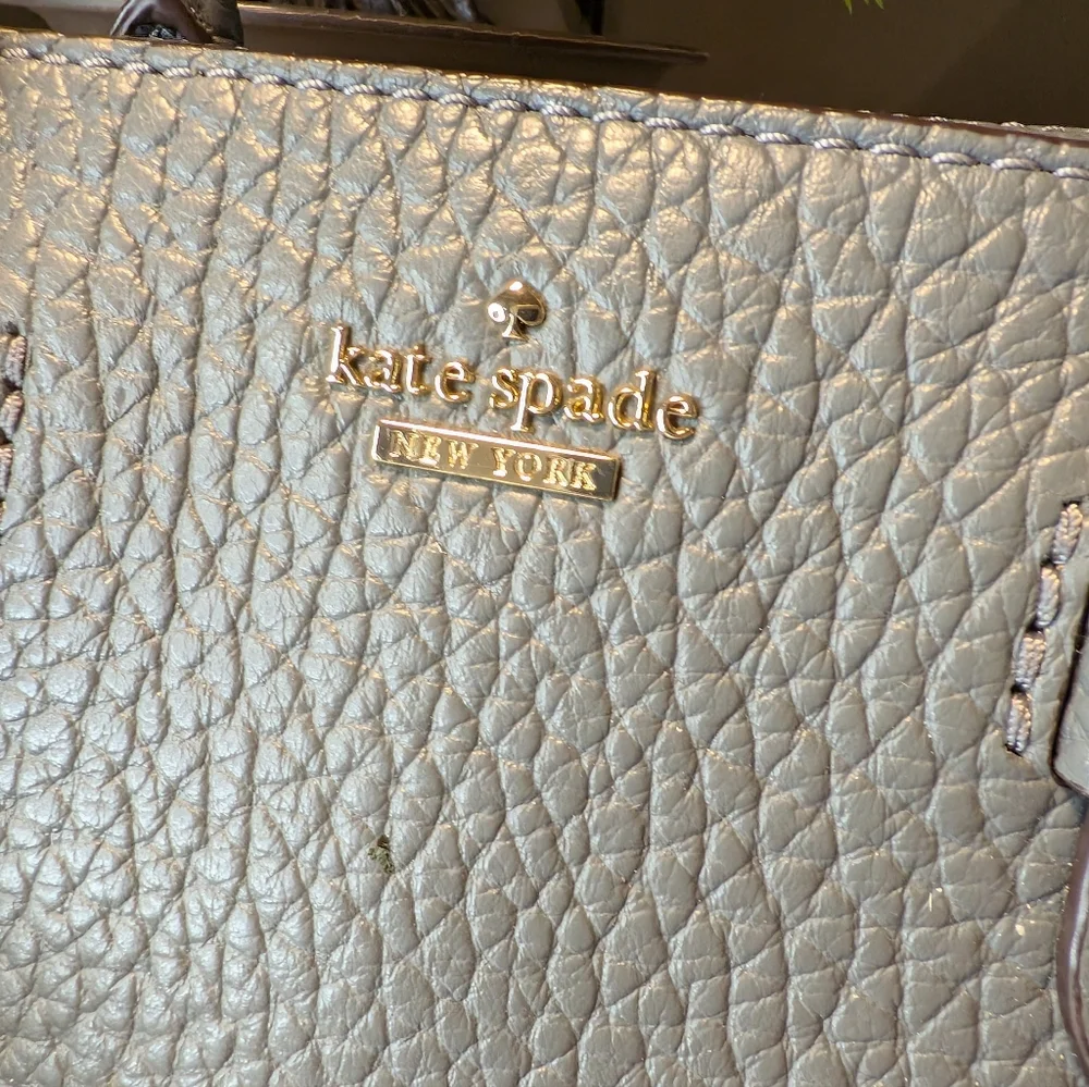 Kate Spade Carter Street Small Ashleigh Gray Pebble Leather - Picture 2 of 5